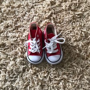 SOLD Red Converse Sz 4c